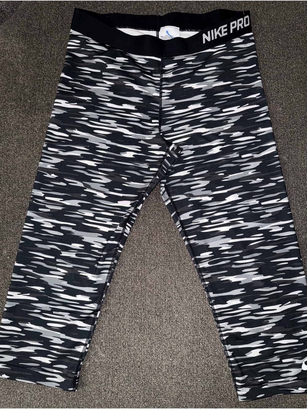 Nike Pro. "Haze" camouflage compression leggings